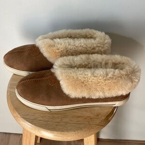 Ugg Lexi Slippers